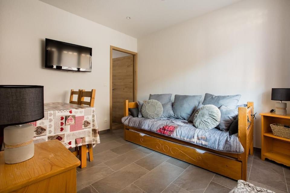 La Loge - En Plein Coeur Du Village แซ็งต์-แฌร์เวส์-เลส์-แบ็งส์ ภายนอก รูปภาพ
