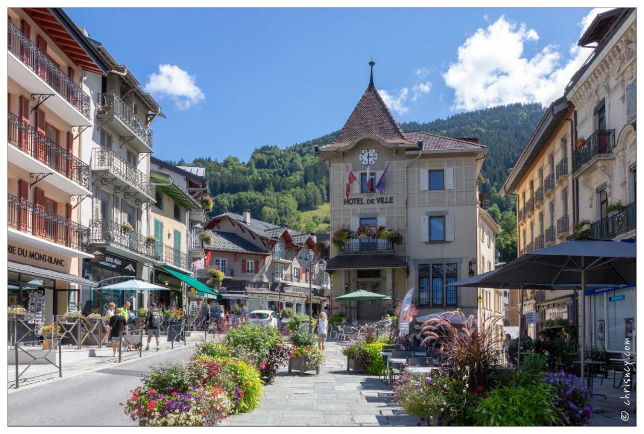 La Loge - En Plein Coeur Du Village แซ็งต์-แฌร์เวส์-เลส์-แบ็งส์ ภายนอก รูปภาพ
